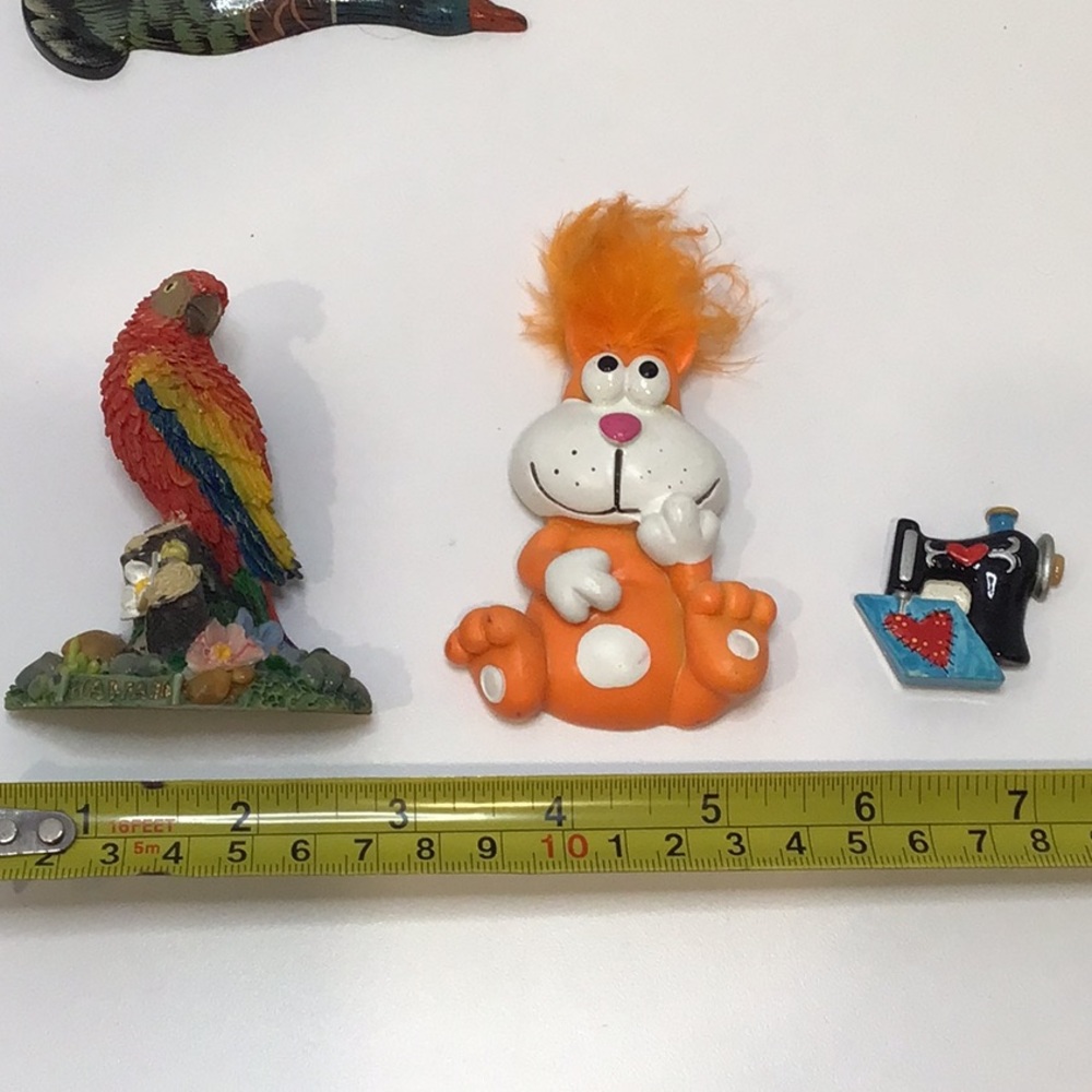 💚 Assorted Fridge Magnets 9pc. - Picture 6 of 13